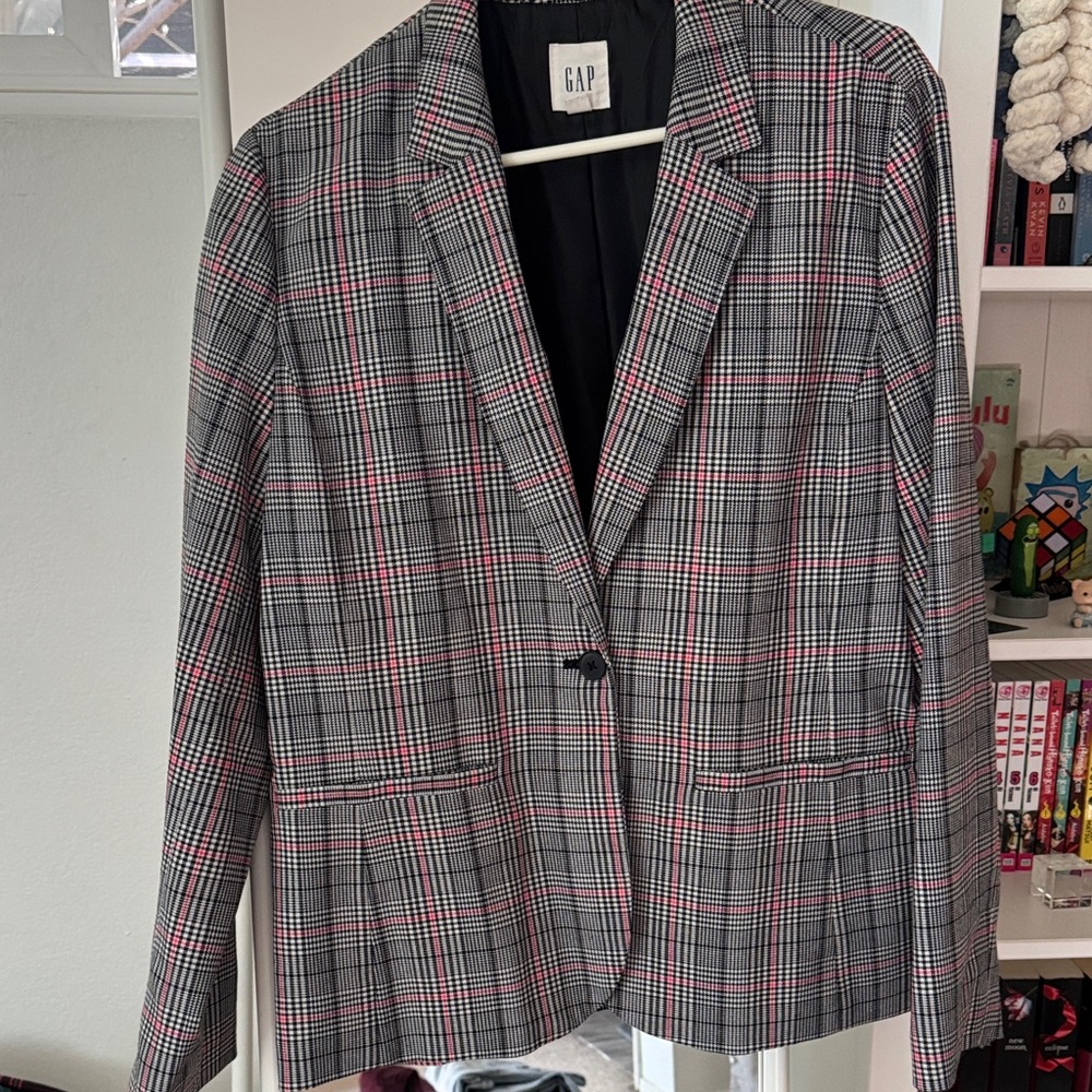 GAP Women's Vintage Black and Red Checkered Blazer